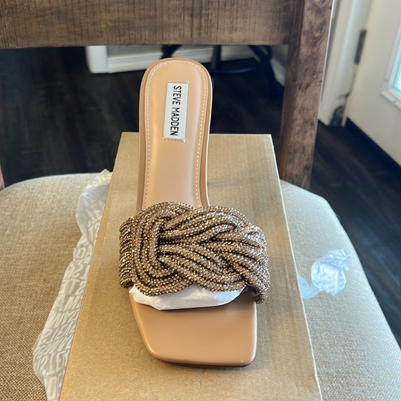 NIB STUNNING BRONZE/COPPER HEELS 9 - Picture 3 of 10